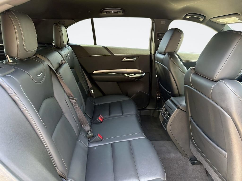 Certified 2024 Cadillac XT4 Premium Luxury AWD/4WD image 28