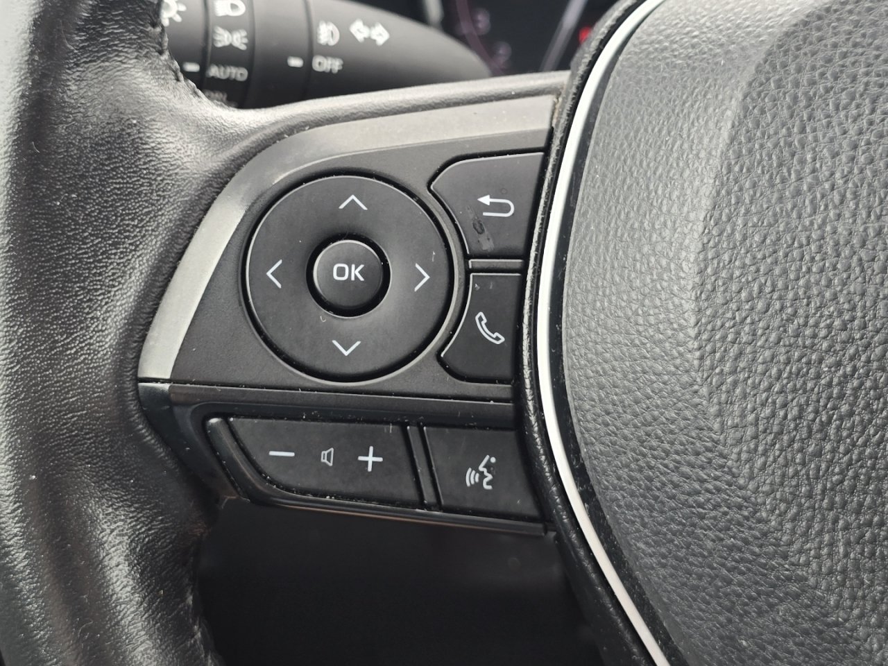Certified 2023 Toyota RAV4 Adventure AWD/4WD image 31