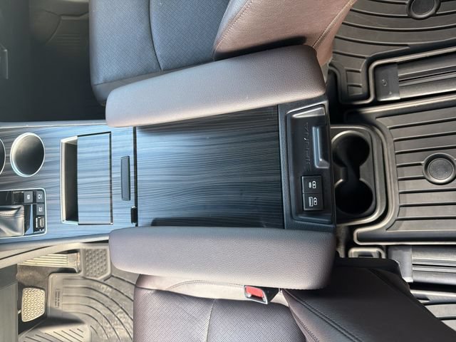 Certified 2024 Toyota Sienna Platinum FWD image 25