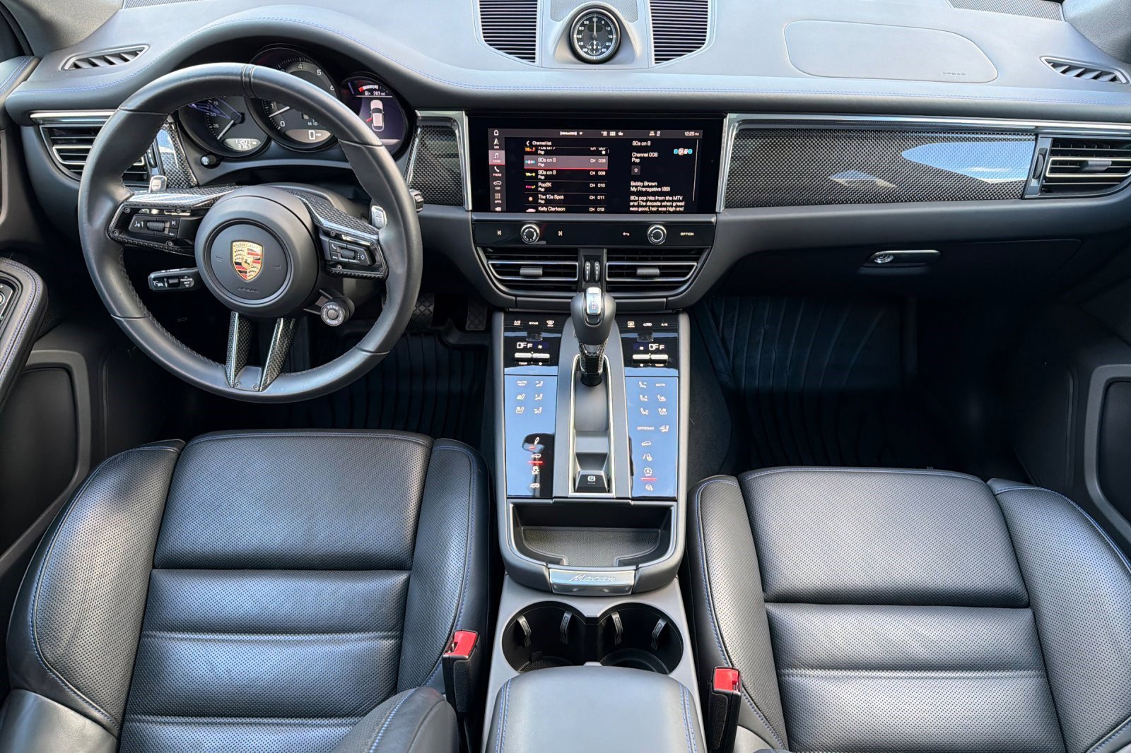 Used 2025 Porsche Macan GTS image 17