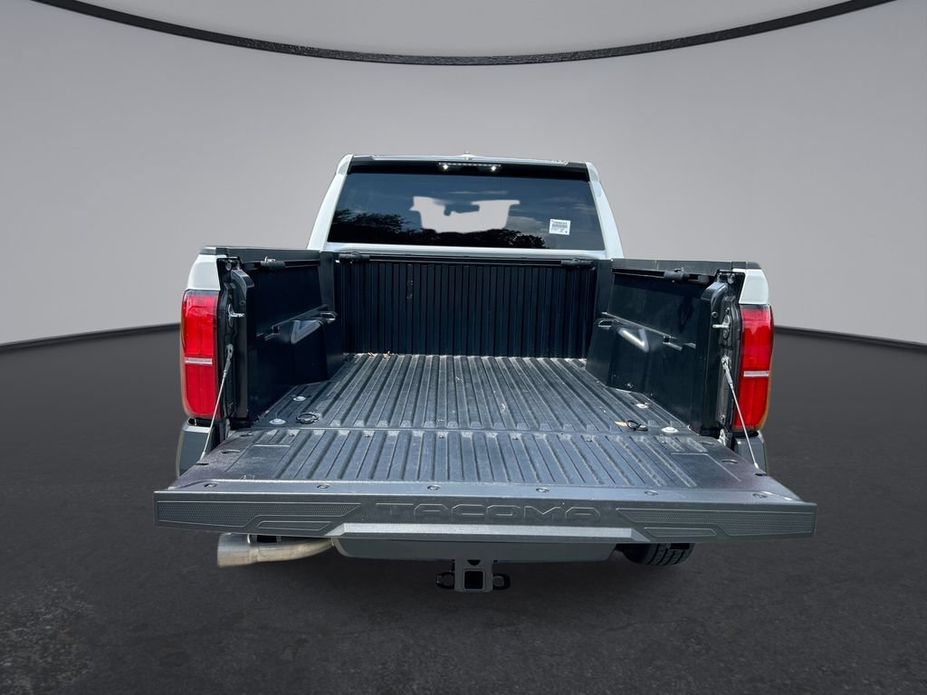 Used 2024 Toyota Tacoma SR RWD image 31