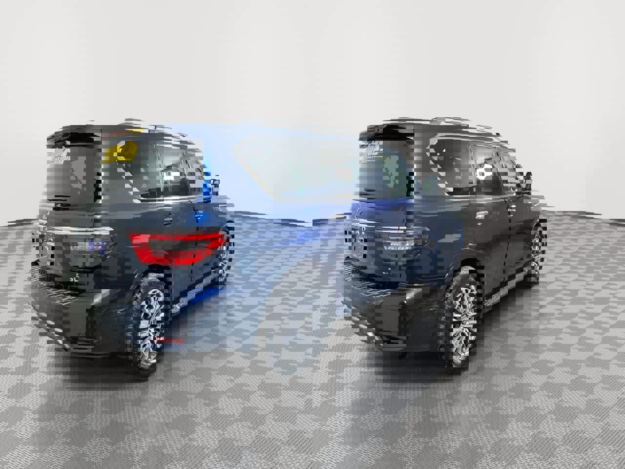 Used 2023 Nissan Armada SL w/ Captain's Chairs Package image 2