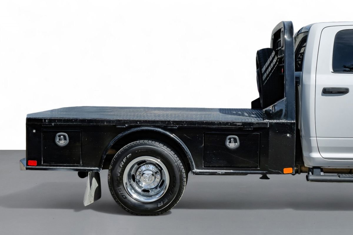 Used 2022 RAM 3500 Tradesman w/ Chrome Appearance Group image 6