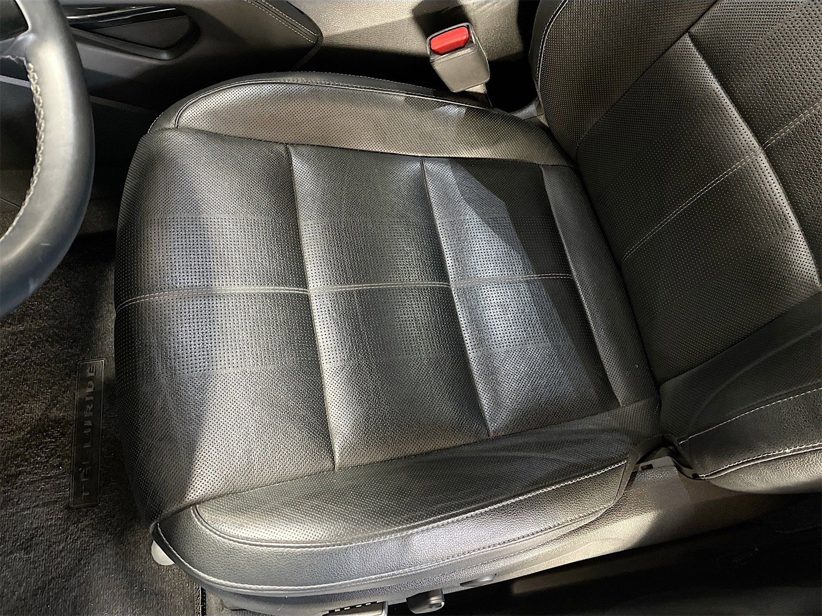 Used 2022 Kia Telluride EX w/ EX Premium Package image 20