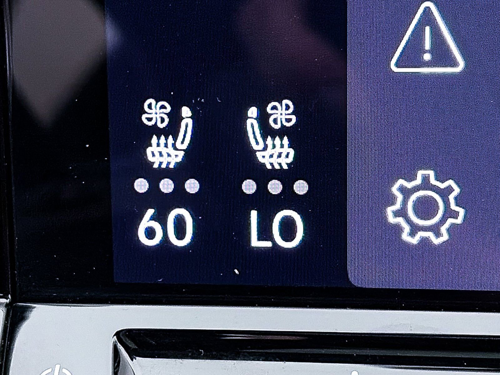 Used 2024 Volkswagen Golf R image 27