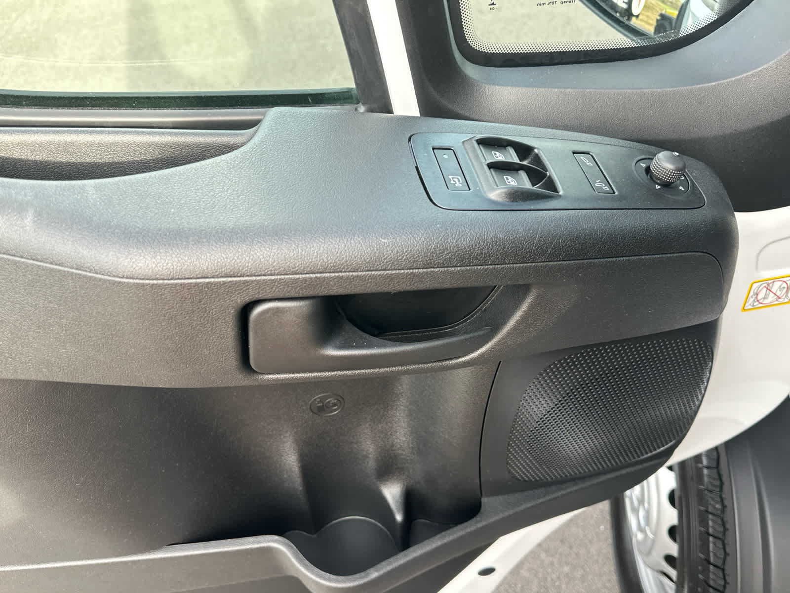 New 2024 RAM ProMaster 2500 w/ Safety Group FWD image 17