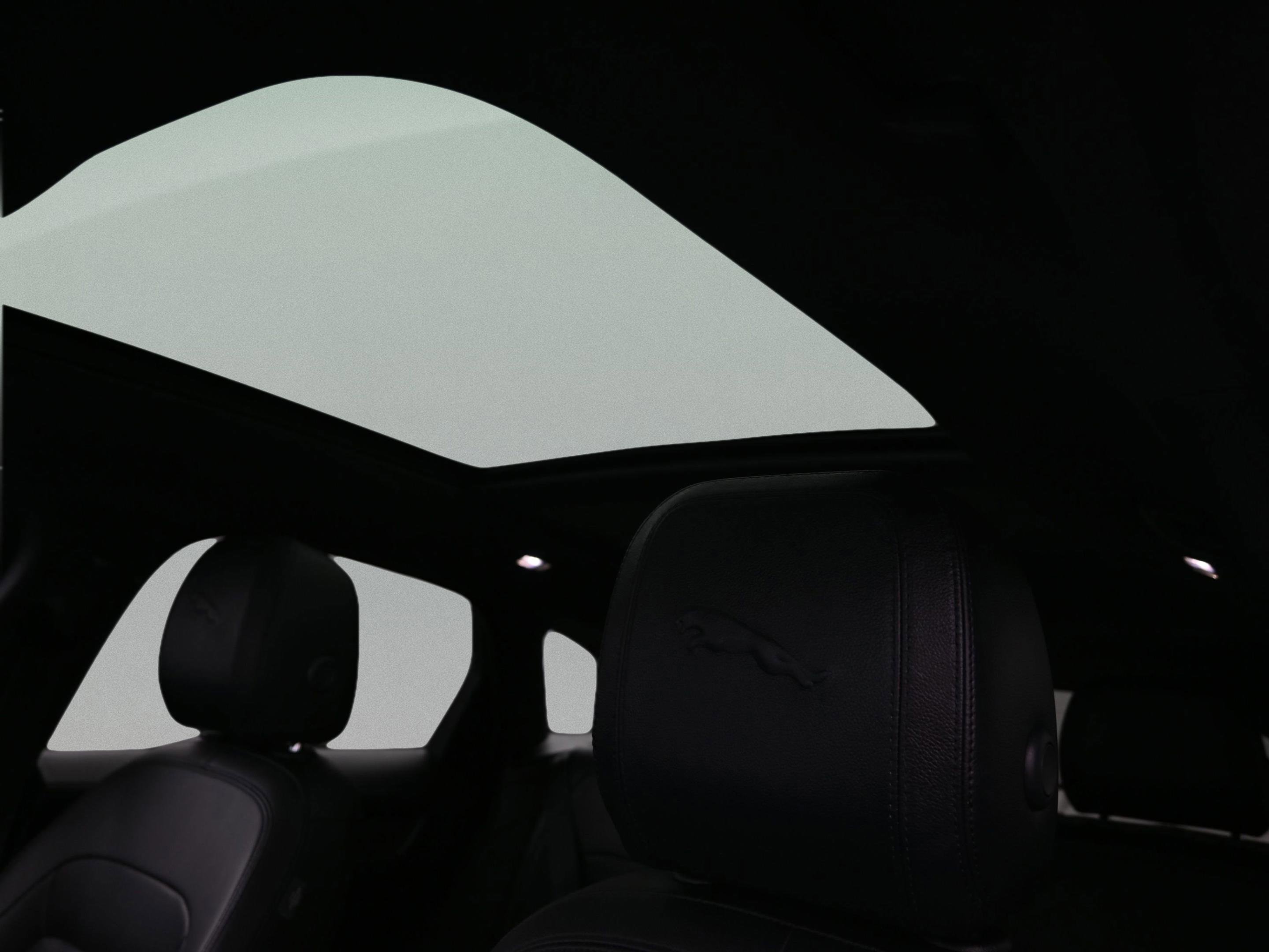 Used 2022 Jaguar F-PACE S image 45