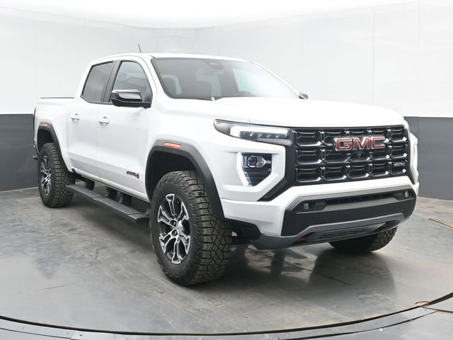 Used 2024 GMC Canyon AT4 w/ AT4 Premium Package AWD/4WD image 2