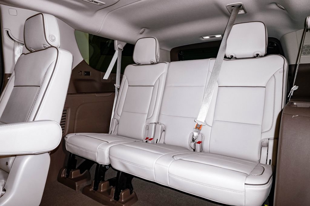 Used 2023 GMC Yukon XL Denali image 19