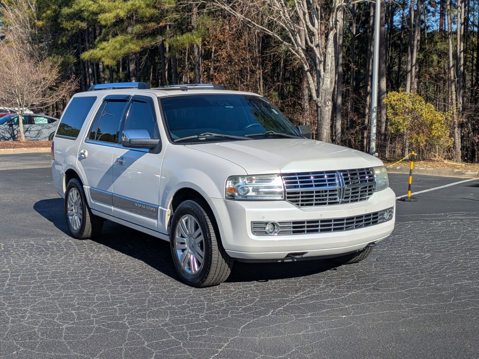 Used 2013 Lincoln Navigator 2WD w/ HD Trailer Tow Pkg image 3