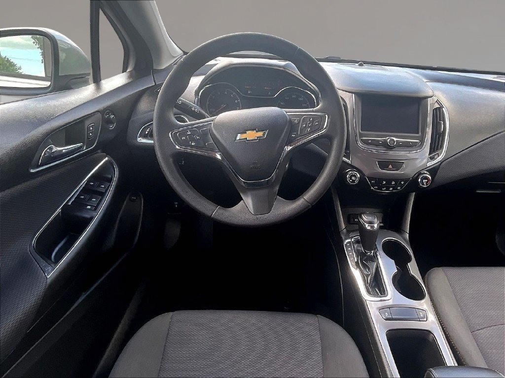 Used 2019 Chevrolet Cruze LS w/ LS Convenience Package FWD image 8