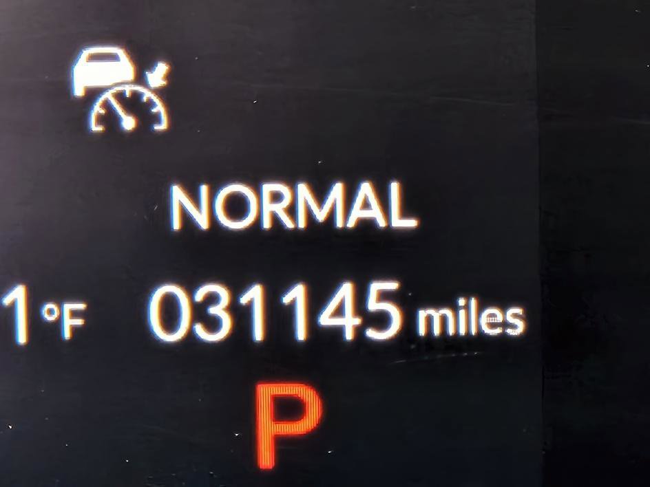 Used 2024 Honda HR-V EX-L image 29