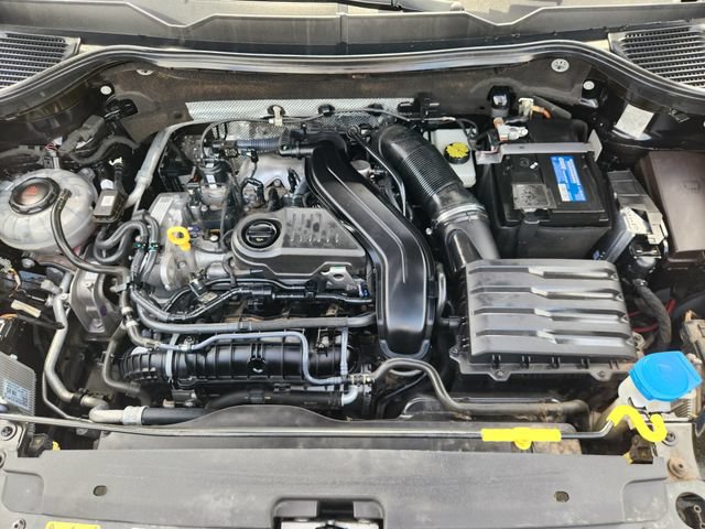 Used 2022 Volkswagen Taos SEL AWD/4WD image 31
