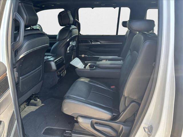 Used 2022 Jeep Grand Wagoneer Series I image 17