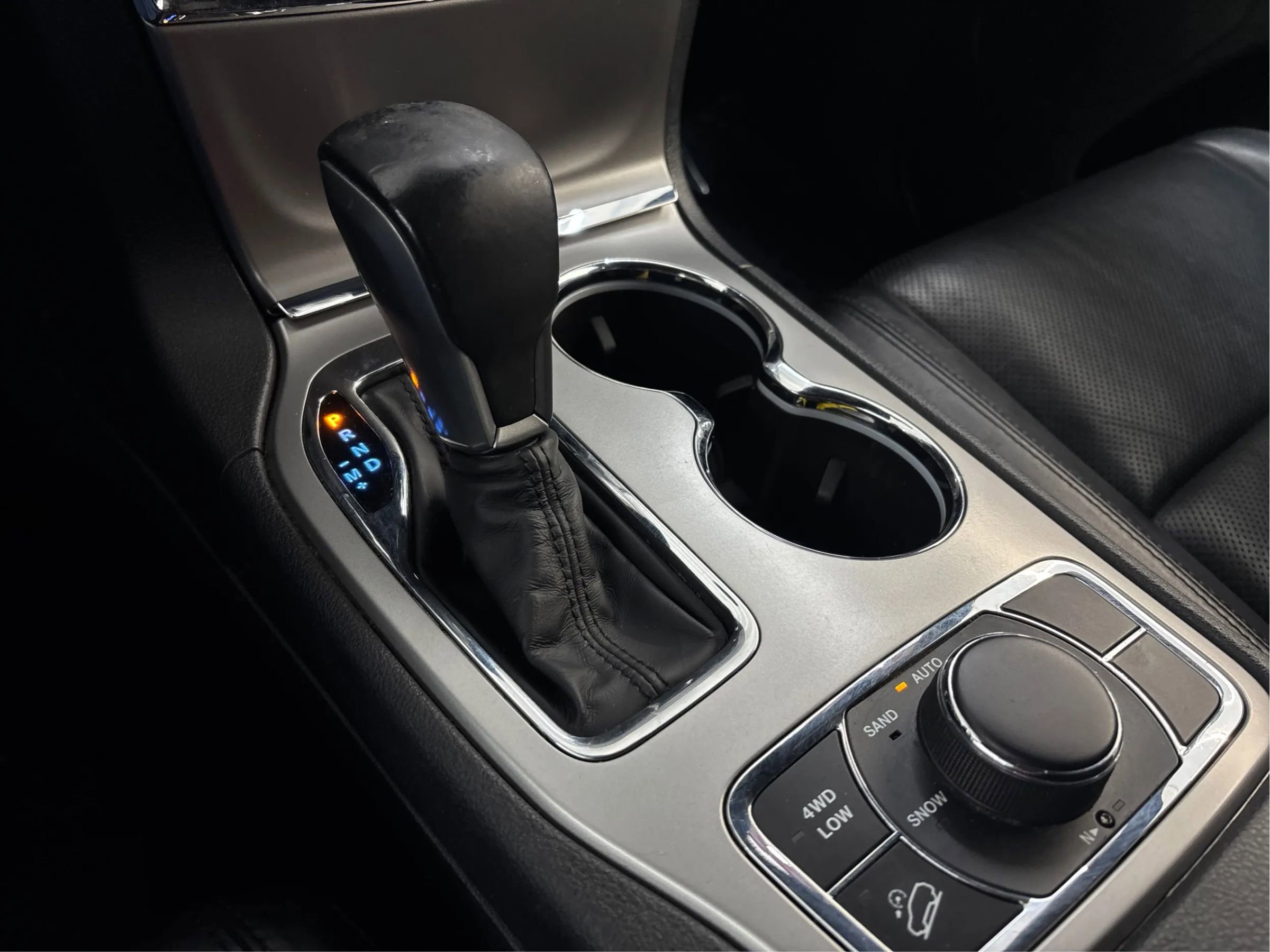 Used 2019 Jeep Grand Cherokee Limited w/ Luxury Group II image 47