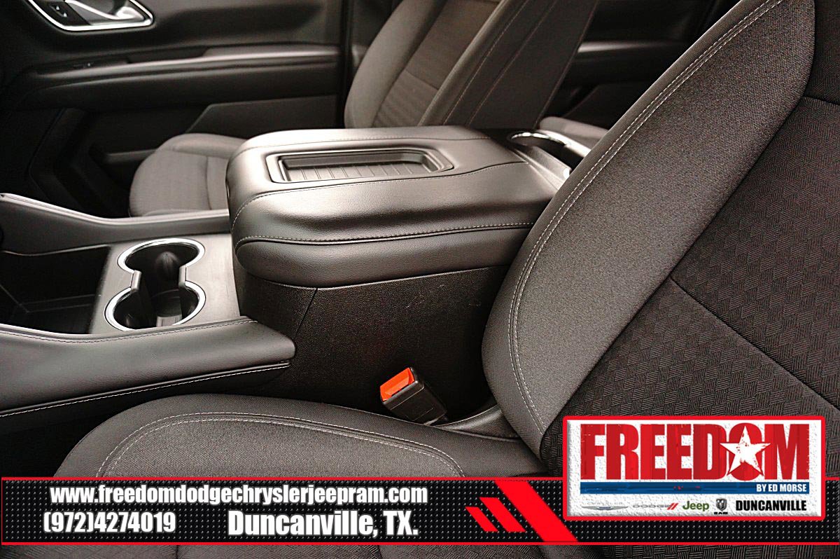 Used 2022 GMC Yukon XL SLE w/ Gmc Pro Safety Plus Package AWD/4WD image 38