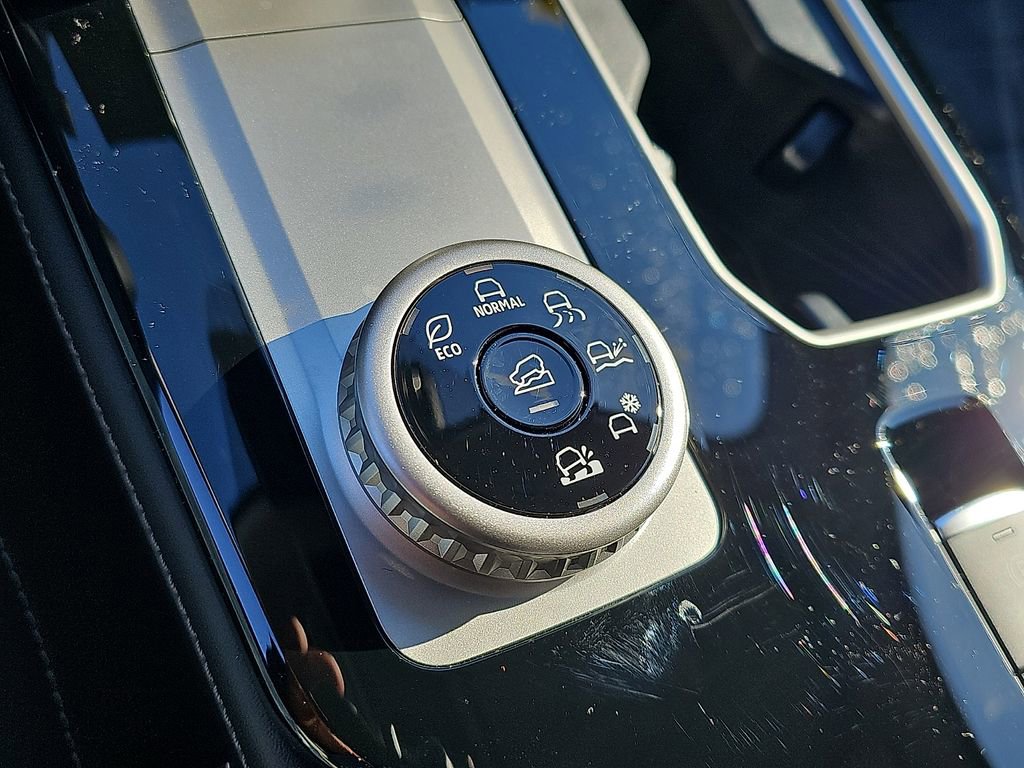 New 2026 Mitsubishi Outlander SE AWD/4WD image 15