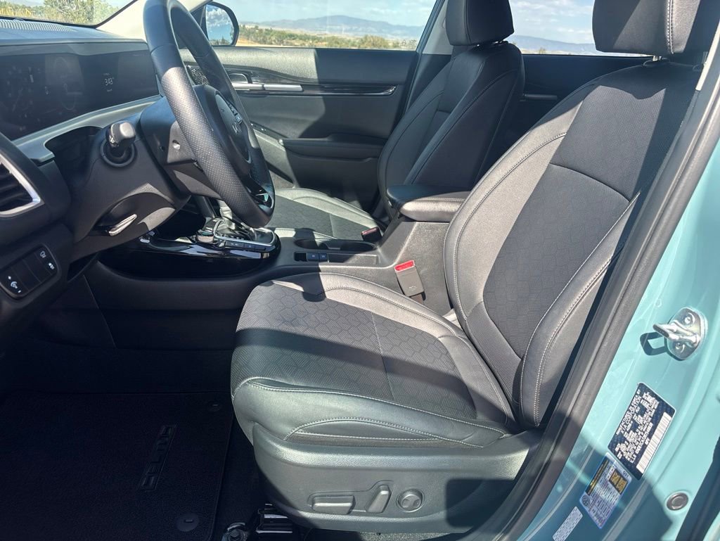 Used 2024 Kia Seltos SX w/ SX Sunroof Package AWD/4WD image 10