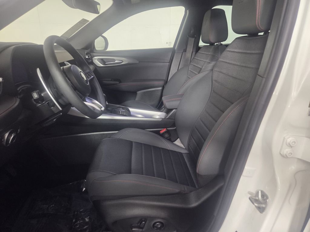 Certified 2025 Dodge Hornet R/T image 11