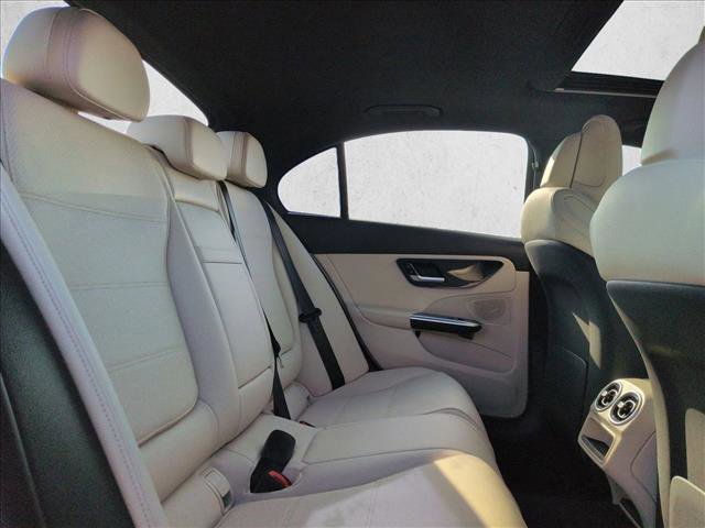 Used 2025 Mercedes-Benz C 300 4MATIC Sedan image 20
