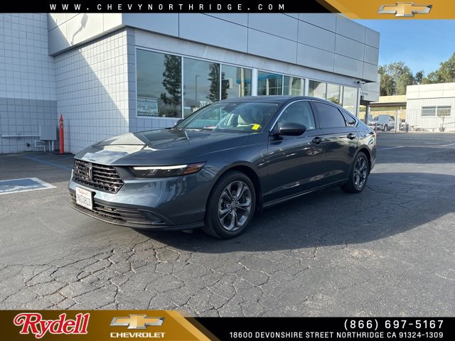 Used 2023 Honda Accord EX image 1