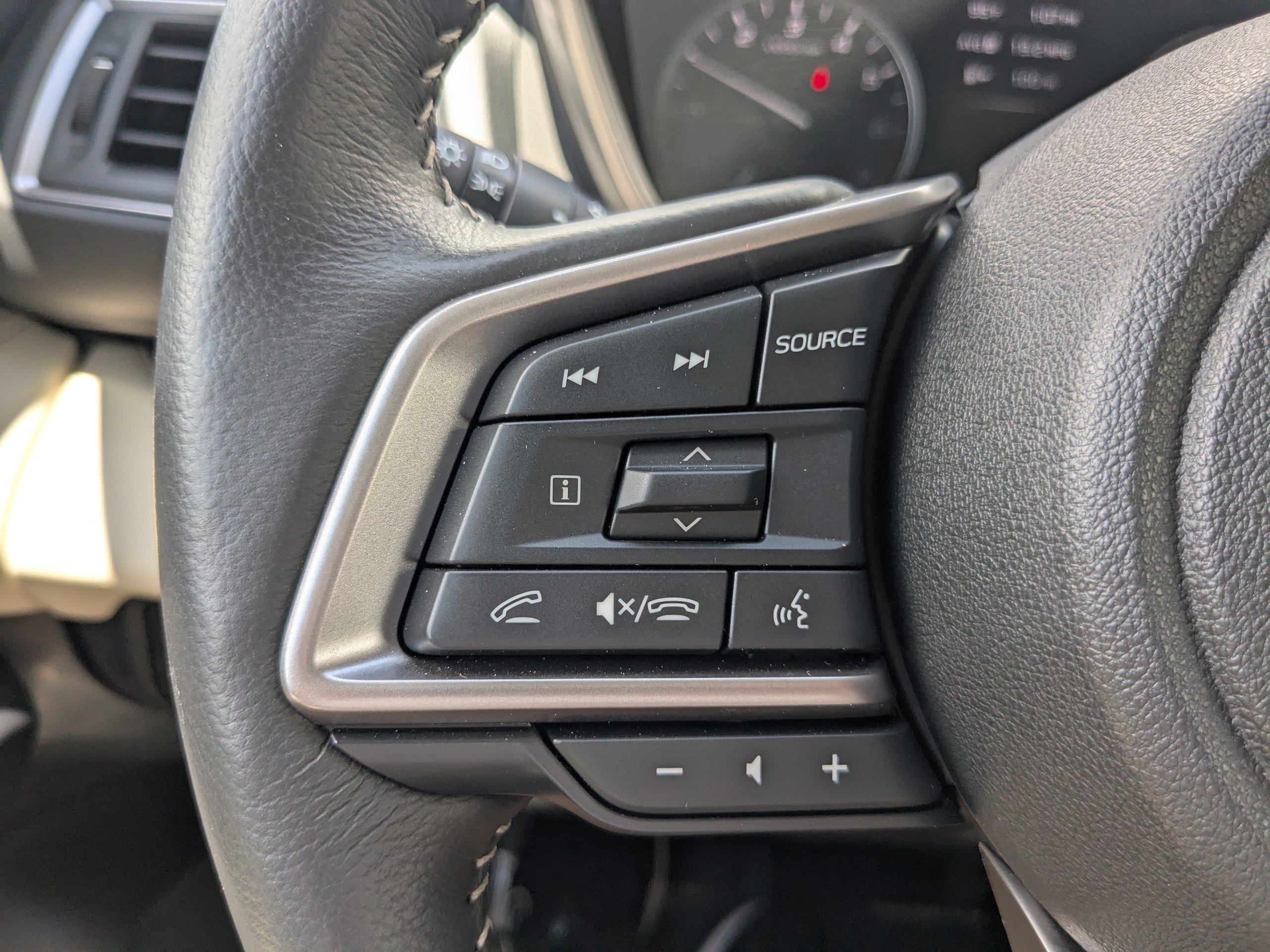 Certified 2025 Subaru Ascent Limited image 26