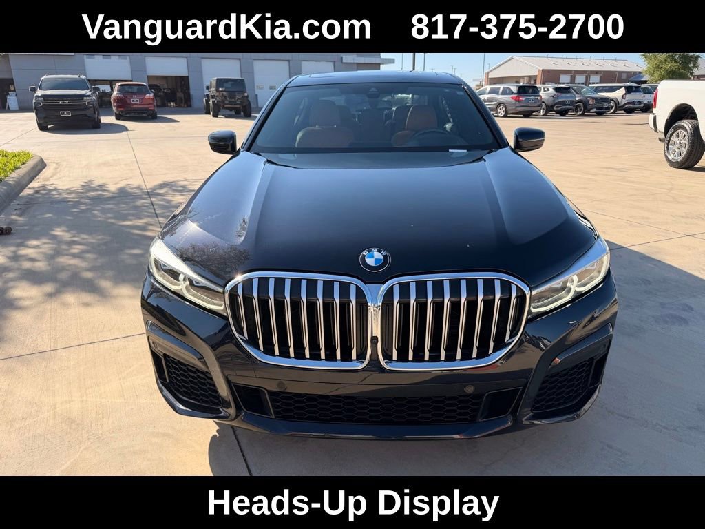 Used 2022 BMW 750i xDrive w/ M Sport Package AWD/4WD image 7
