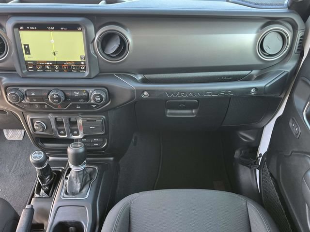 Used 2022 Jeep Wrangler Sport AWD/4WD image 17