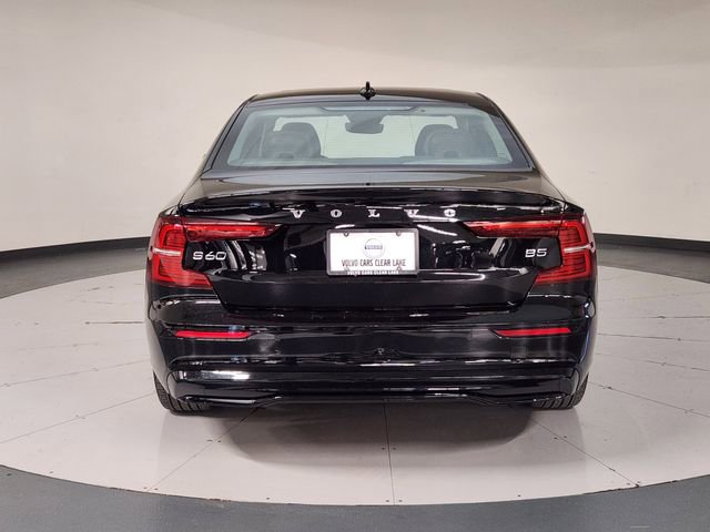 Used 2024 Volvo S60 B5 Core image 10
