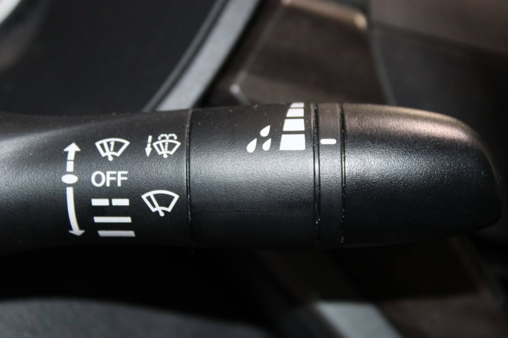 Used 2024 Nissan Altima 2.5 SV FWD image 28