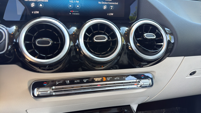 Used 2022 Mercedes-Benz GLA 250 image 23
