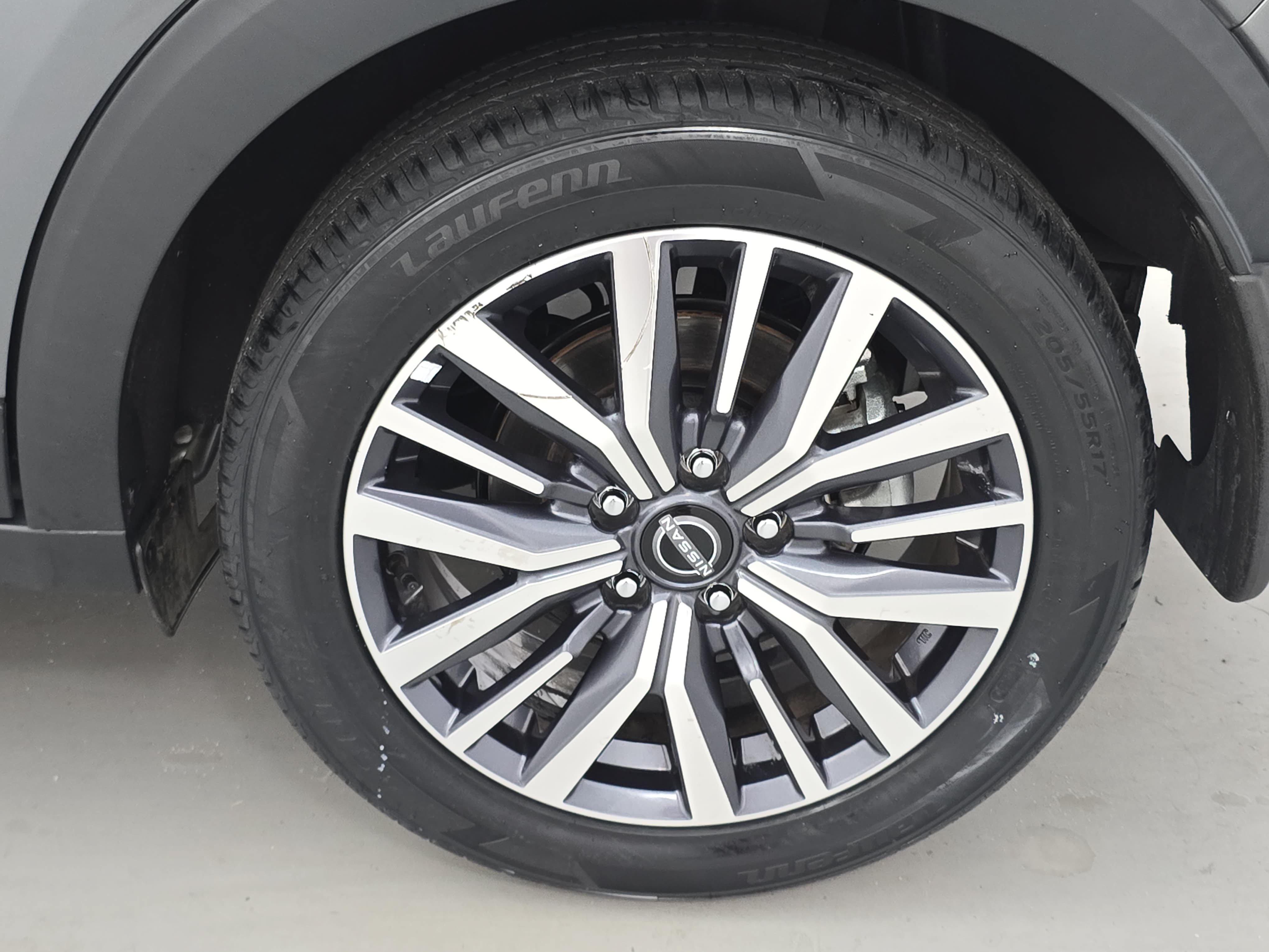 Certified 2023 Nissan Kicks SV FWD image 30