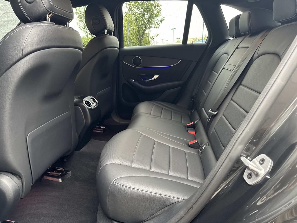 Used 2022 Mercedes-Benz GLC 300 4MATIC image 13