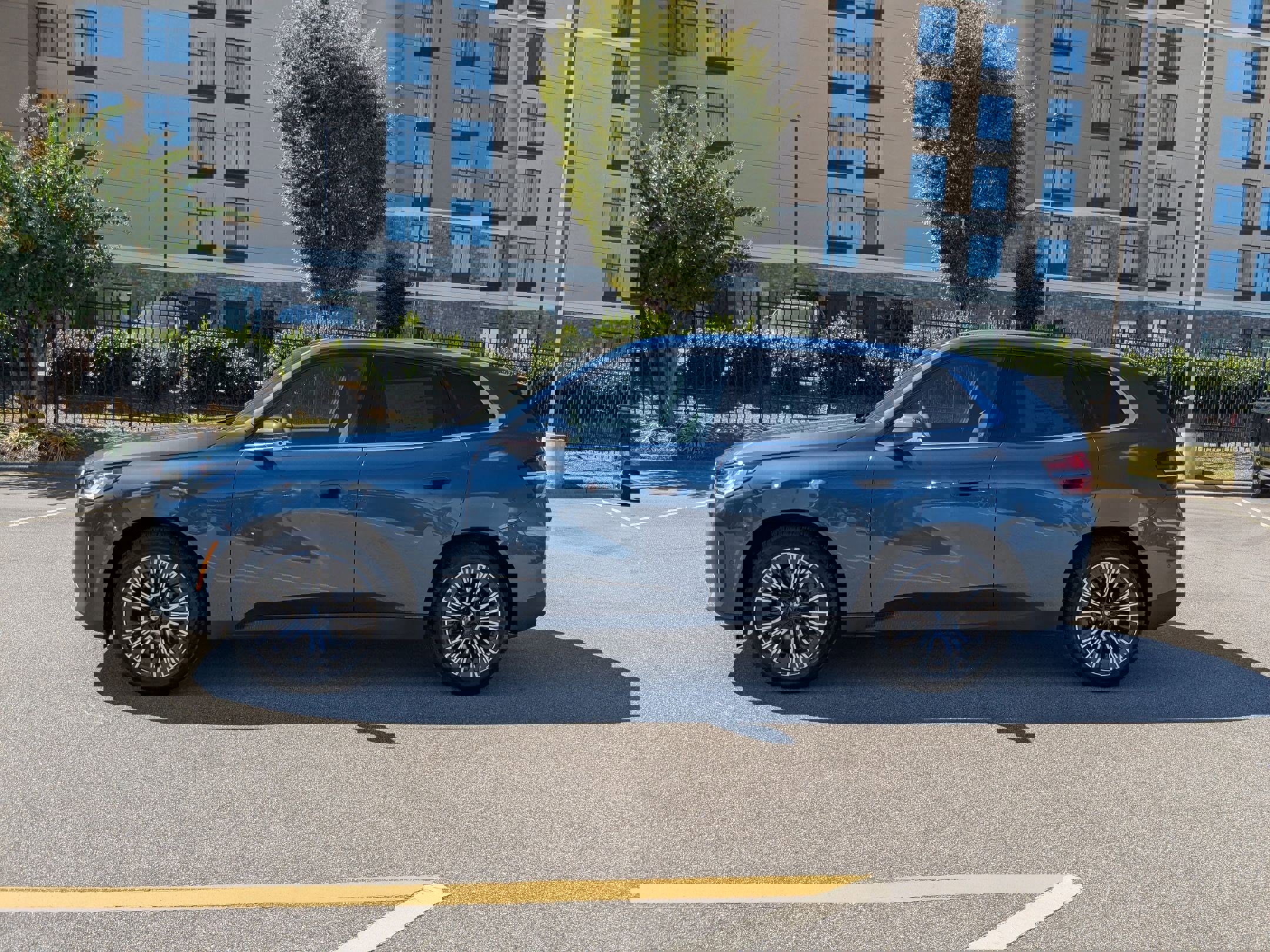 New 2026 BMW X3 xDrive30 w/ Premium Package image 6