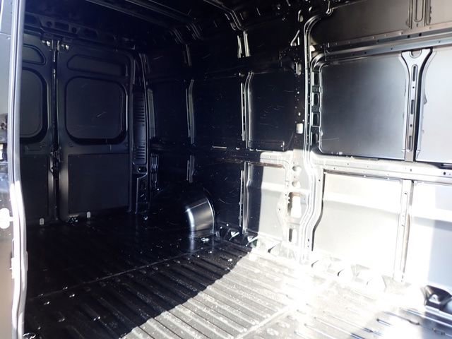 New 2026 RAM ProMaster 2500 w/ Quick Order Package 22G SLT FWD image 13