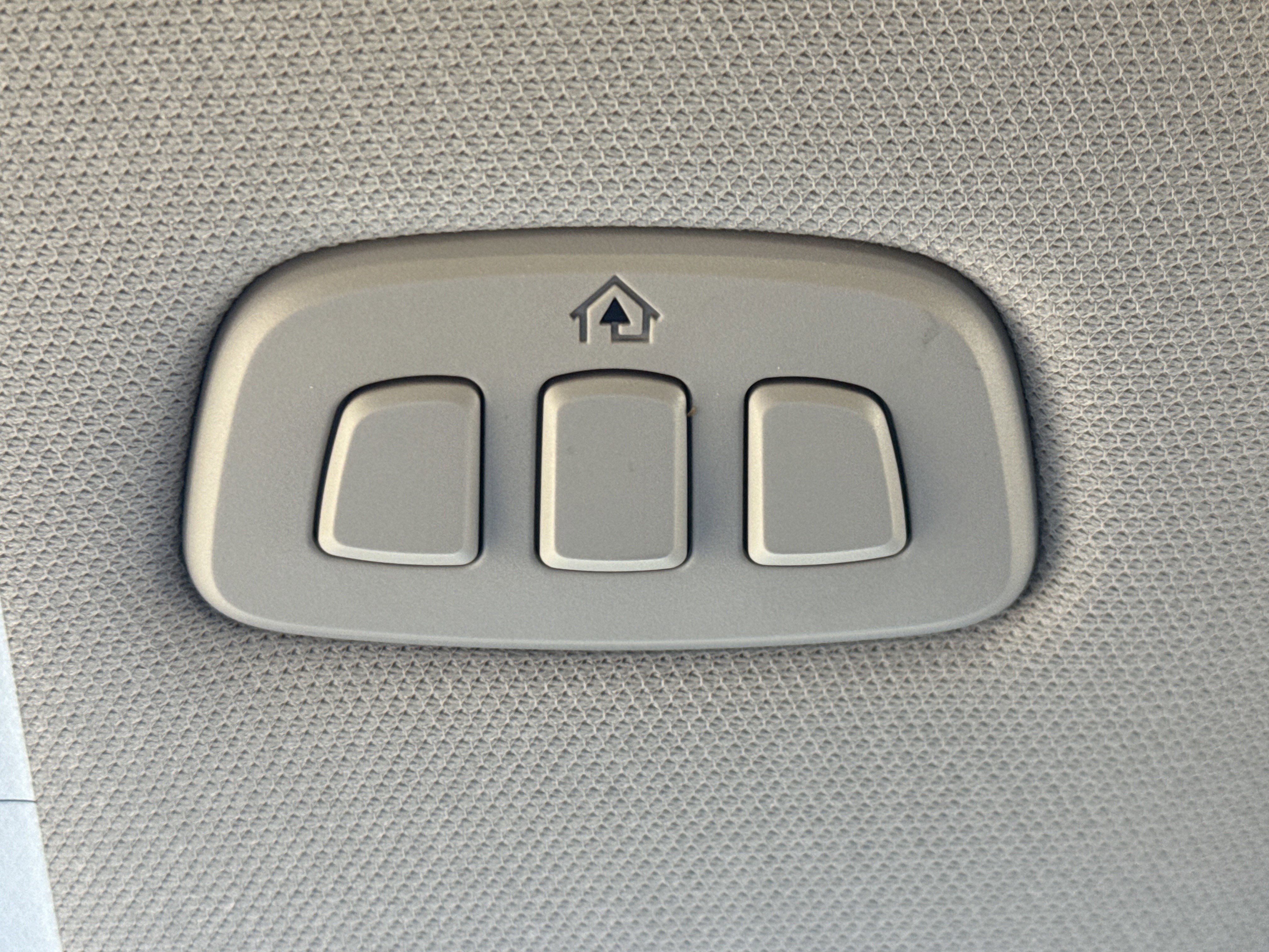 Used 2023 Ford Explorer Limited w/ Hybrid Equipment Group 310A image 24