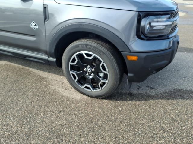 Certified 2025 Ford Bronco Sport Outer Banks w/ Outer Banks Tech Package+ image 4