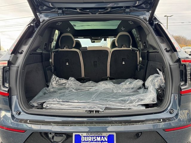 New 2025 Volvo EX90 Plus w/ Protection Package Premier image 15