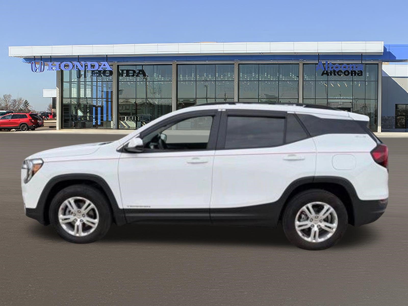 Used 2022 GMC Terrain SLE w/ Driver Convenience Package