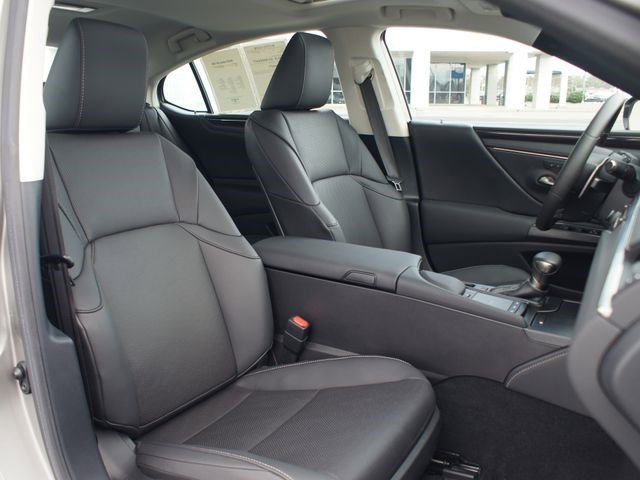 Used 2020 Lexus ES 350 w/ Premium Package image 22