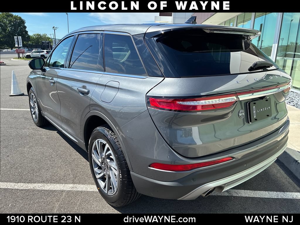 Certified 2023 Lincoln Corsair AWD w/ Equipment Group 101A image 4