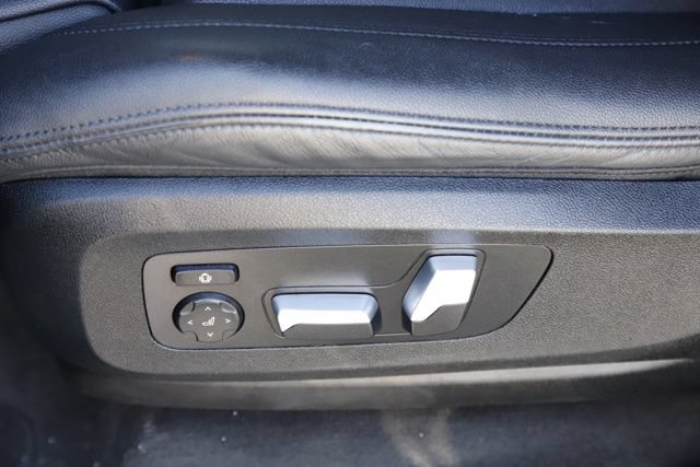 Used 2021 BMW X5 xDrive40i w/ Convenience Package AWD/4WD image 16