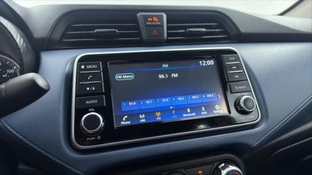 Used 2025 Nissan Versa SV FWD image 29