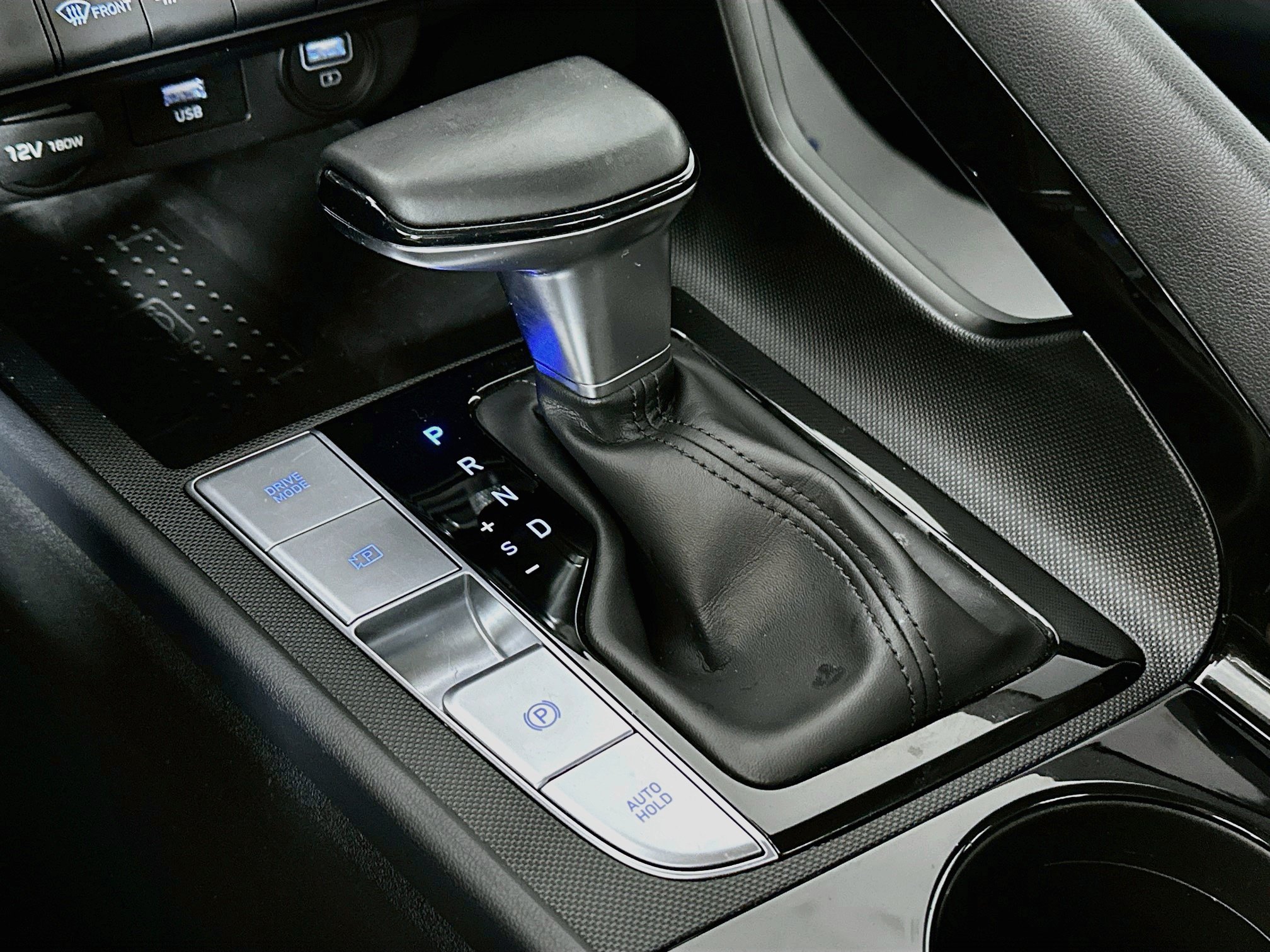 Certified 2023 Hyundai Elantra Limited FWD image 17