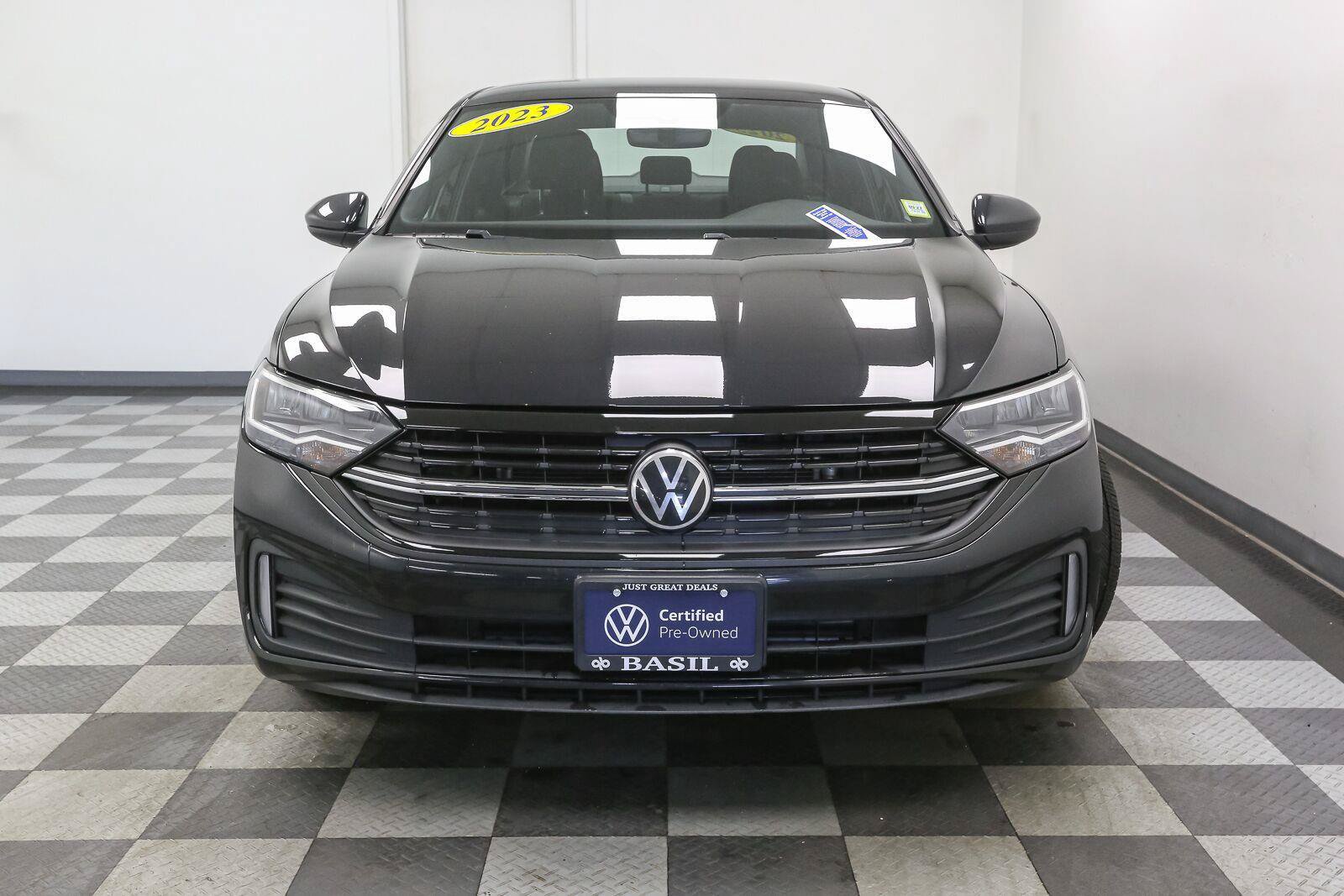 Certified 2023 Volkswagen Jetta Sport FWD image 4