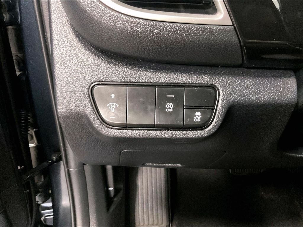Used 2025 Kia Seltos S AWD/4WD image 26