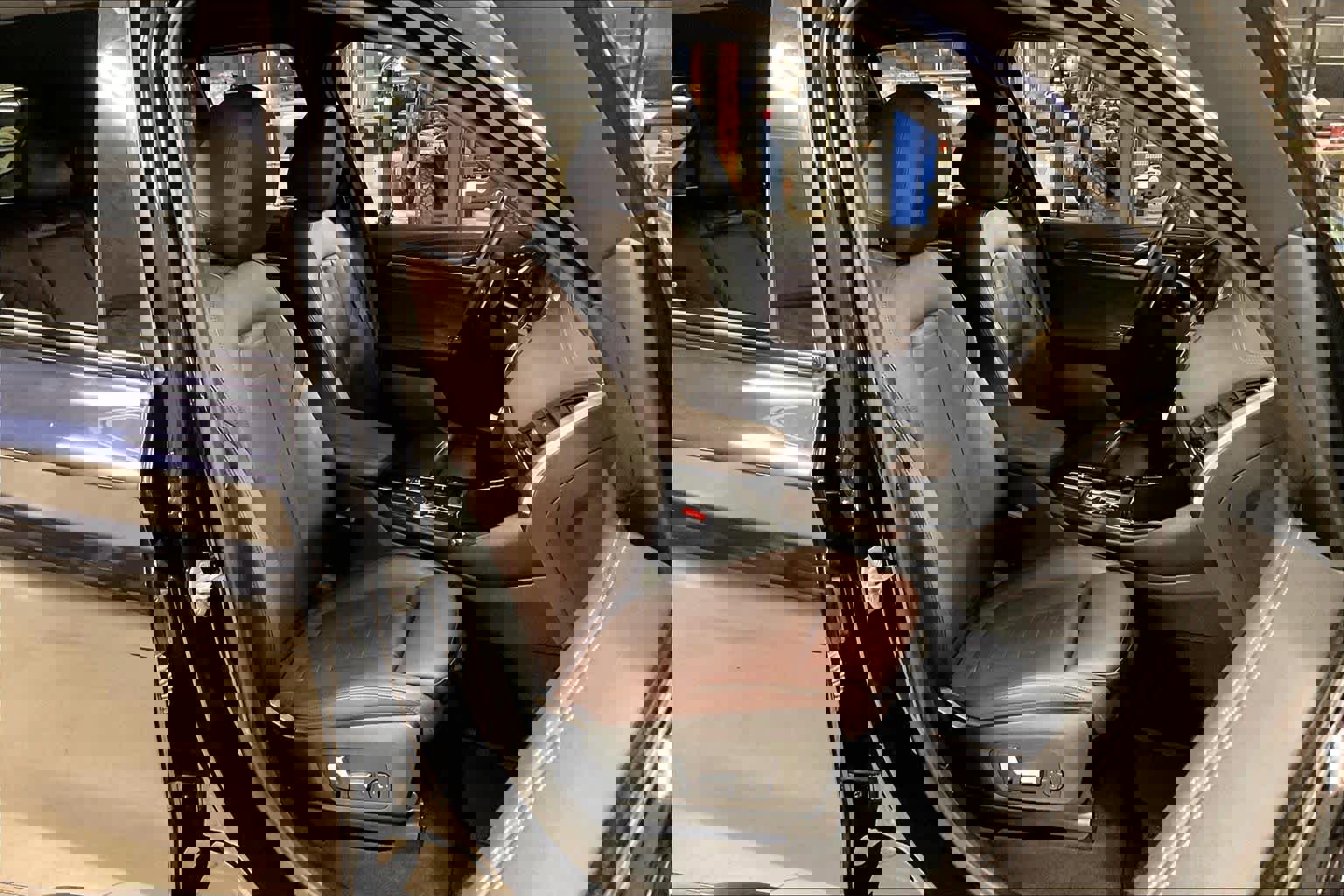 Used 2018 BMW X3 M40i w/ Premium Package image 8