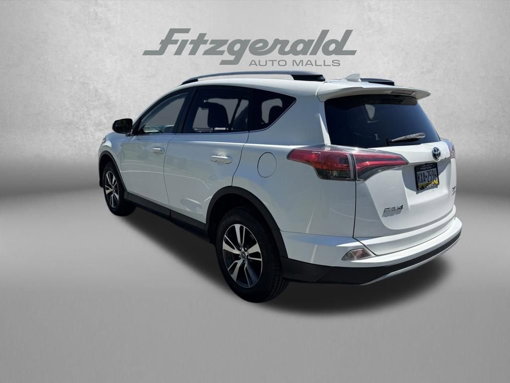Used 2017 Toyota RAV4 XLE w/ Plus Special Value Package AWD/4WD image 5