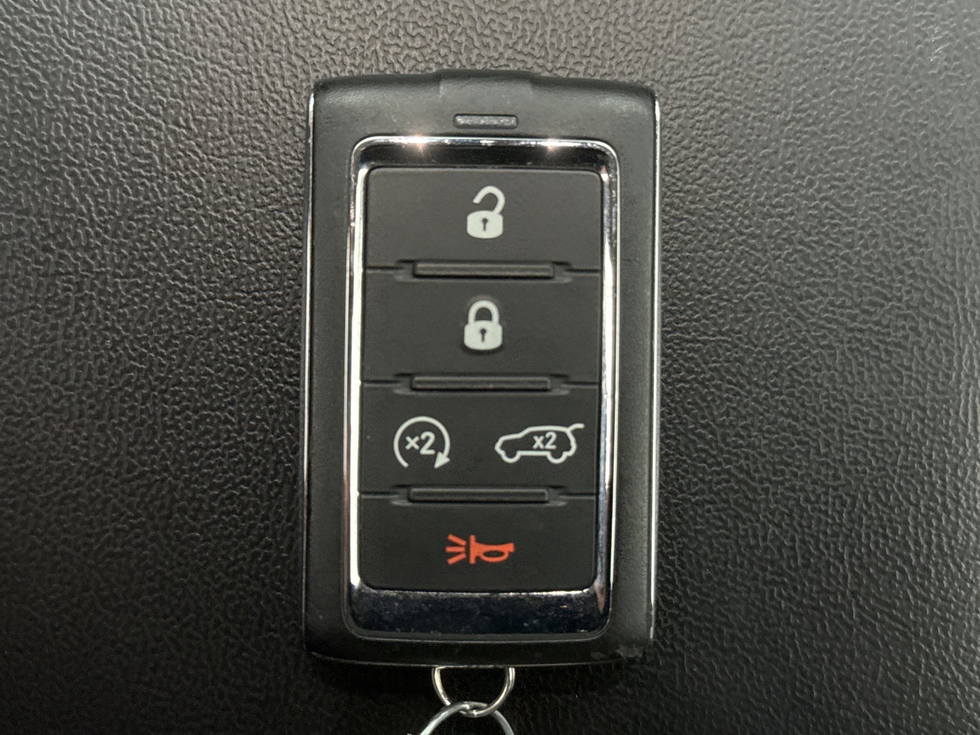 Used 2022 Jeep Grand Cherokee L Limited AWD/4WD image 10