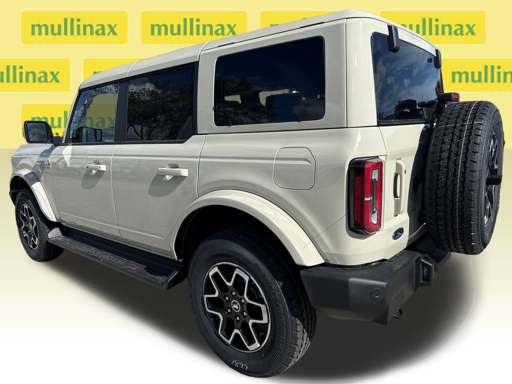 New 2025 Ford Bronco Outer Banks image 4